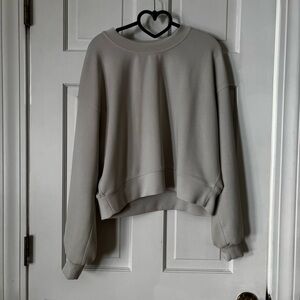 Lululemon perfectly oversized cropped crew. in bone size 6